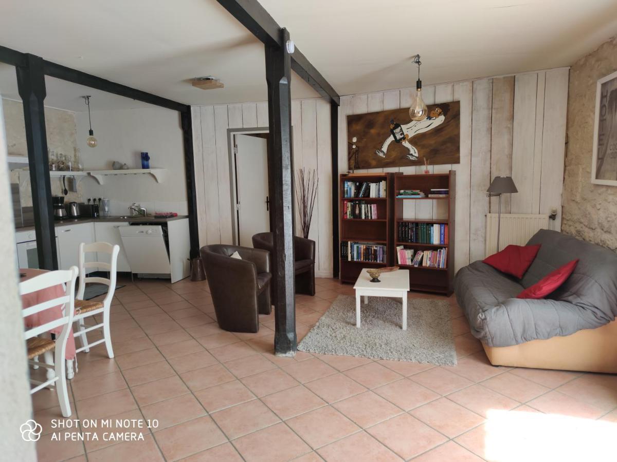 Jau-Dignac-et-Loirac Domaine Des Pres De Joussac - Protocole Sanitaire Strictヴィラ エクステリア 写真