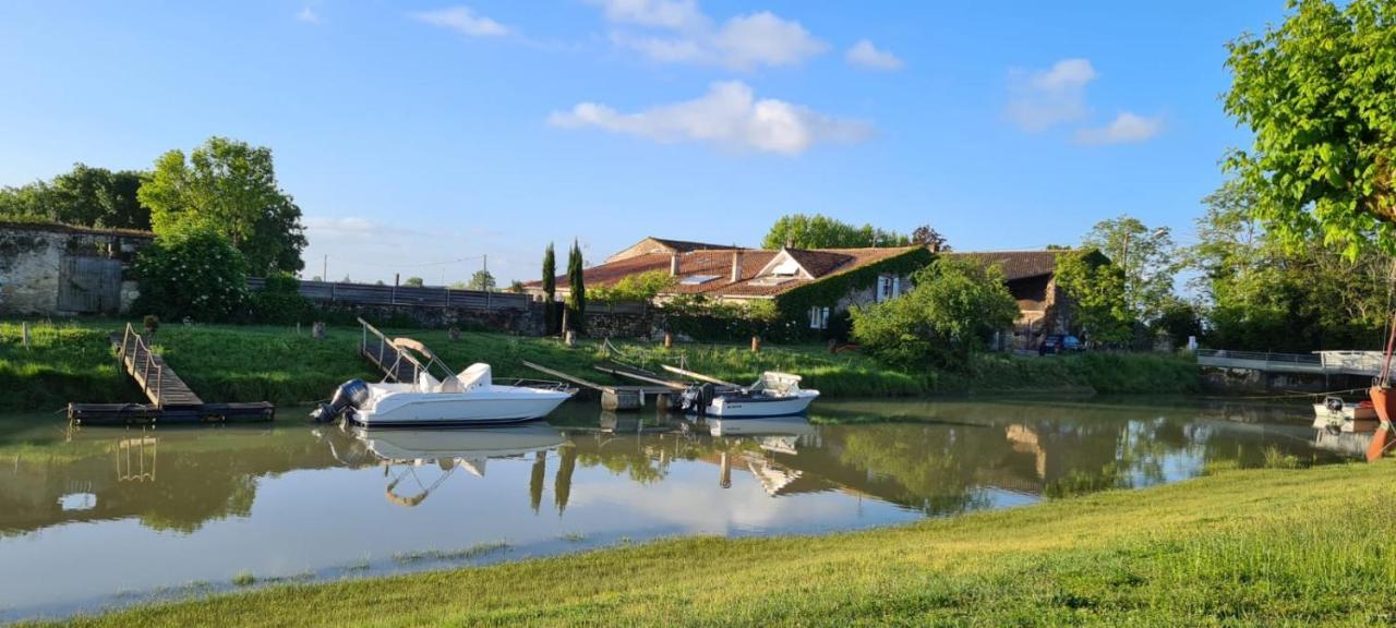 Jau-Dignac-et-Loirac Domaine Des Pres De Joussac - Protocole Sanitaire Strictヴィラ エクステリア 写真