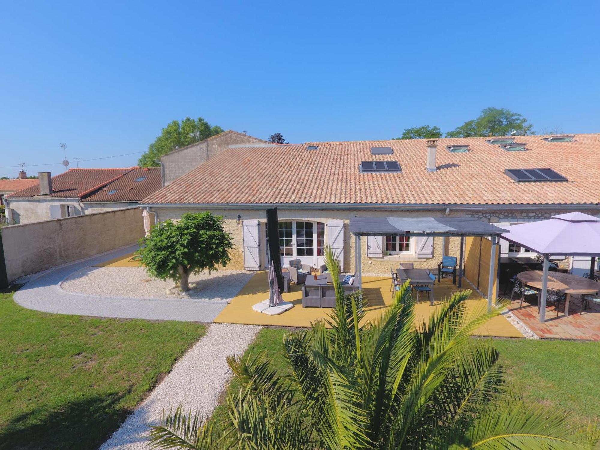 Jau-Dignac-et-Loirac Domaine Des Pres De Joussac - Protocole Sanitaire Strictヴィラ エクステリア 写真
